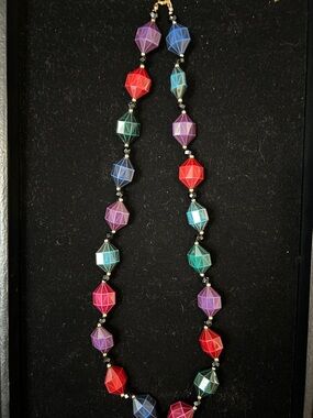 Women's Multicolor Faceted Geometric Bead Necklace